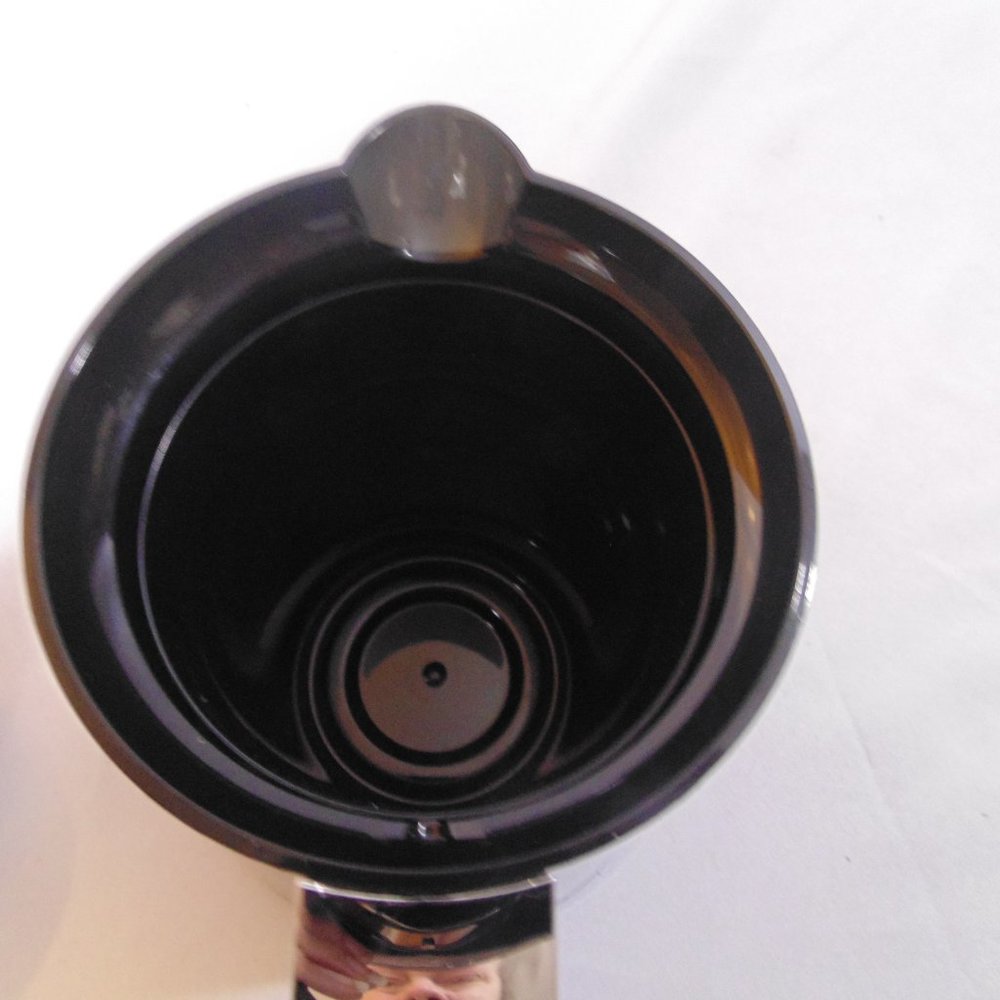 Keurig Carafe 2.0 - Picture 5 of 6